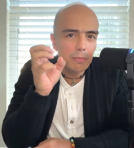Javier Aragón, astrólogo holístico